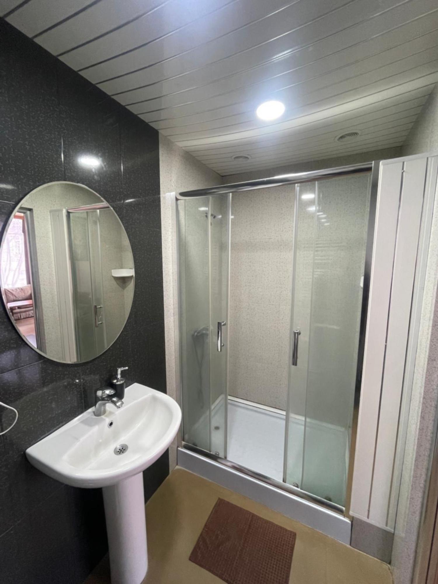 Downtown B&B Vanadzor Eksteriør billede