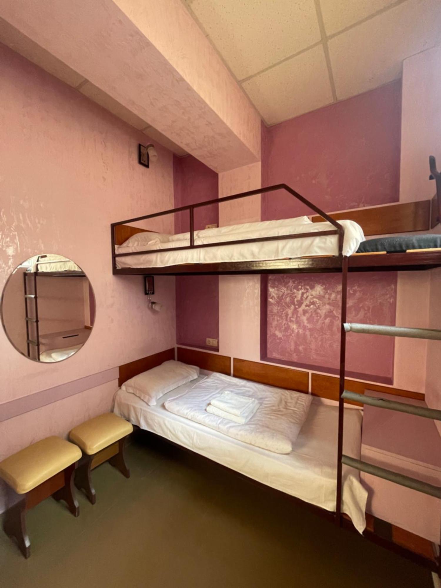 Downtown B&B Vanadzor Eksteriør billede