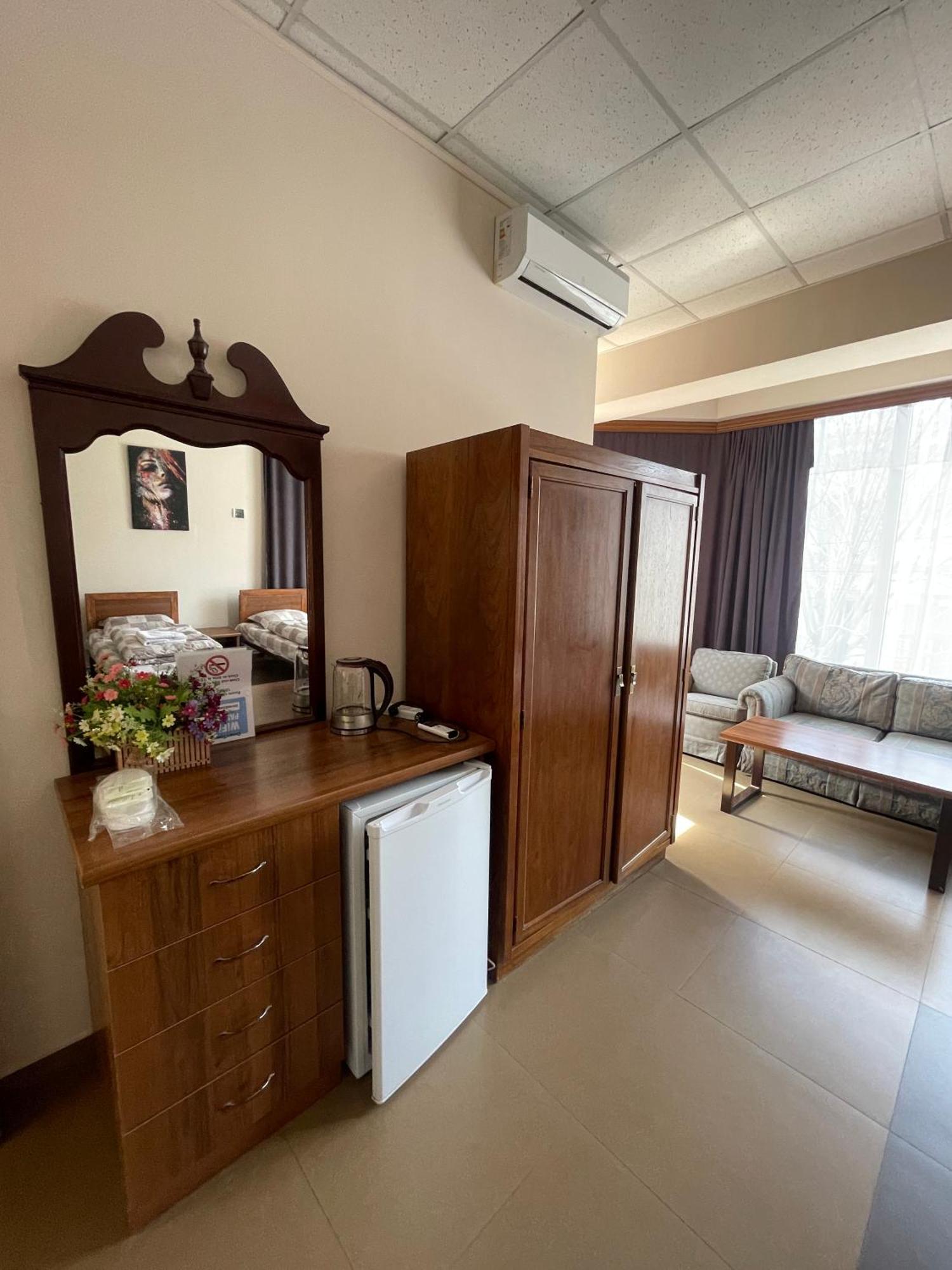 Downtown B&B Vanadzor Eksteriør billede