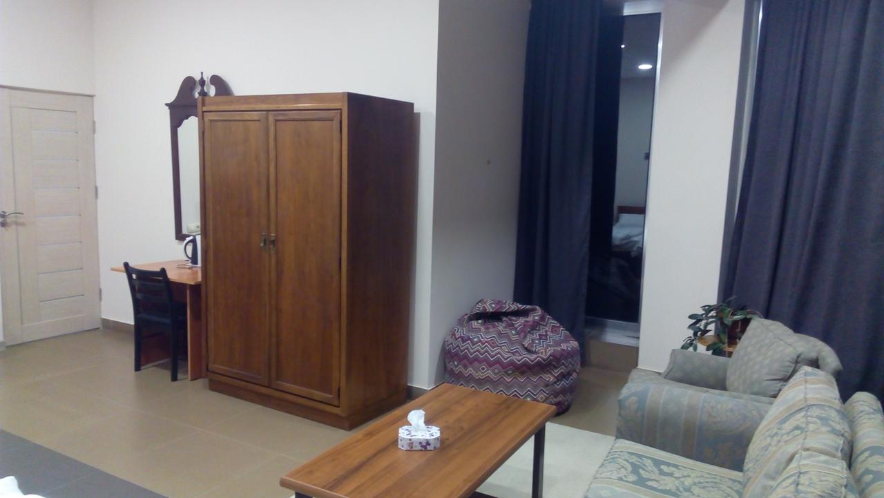 Downtown B&B Vanadzor Eksteriør billede