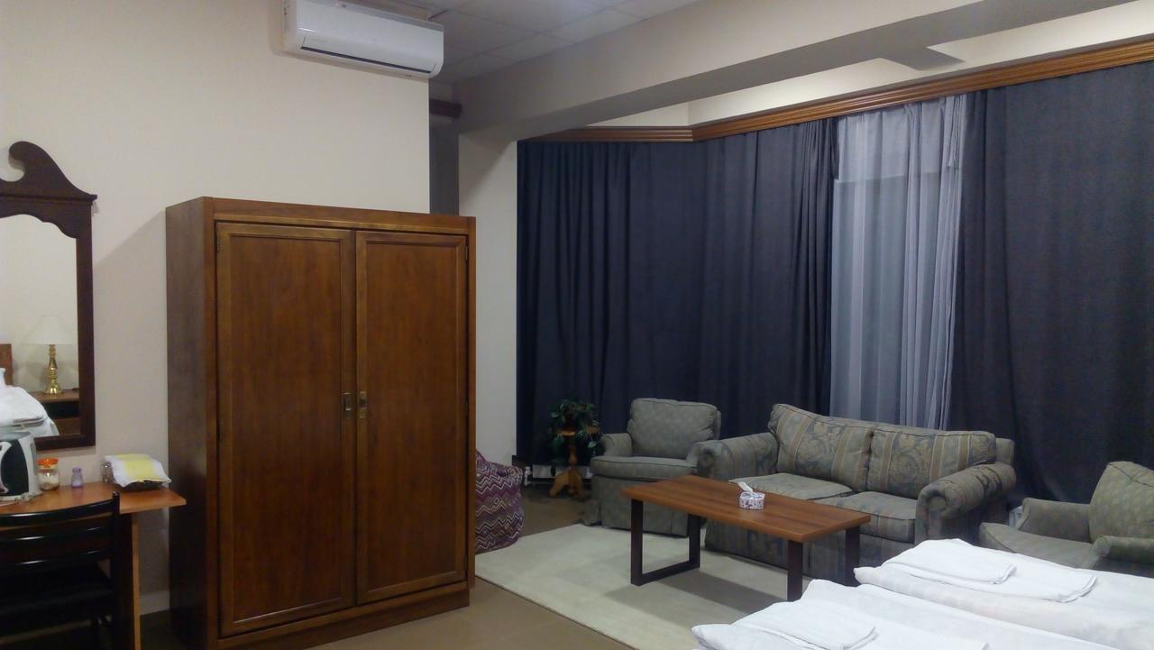 Downtown B&B Vanadzor Eksteriør billede