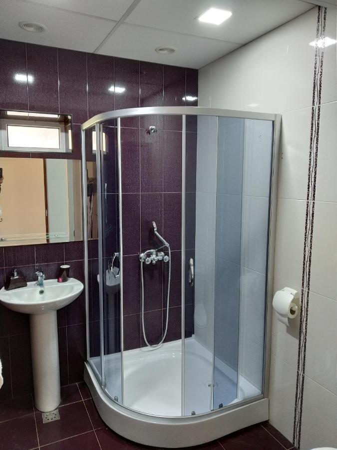 Downtown B&B Vanadzor Eksteriør billede